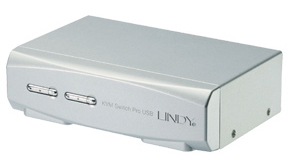 Lindy KVM Switch LINNET49M